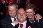 Amsterdam, 11 april 2001
Feest t.g.v. 60 jarige JOOP BRAAKHEKKE
Joop Braakhekke met z\'n ex-vriend en ex-vriendin