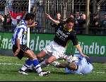 Eindhoven, 28 april 2001
Wedstrijd tussen EVV Eindhoven -FC Den Bosch, eindstand 2-2.
v.l.n.r.: Bouarfa Yahiaoui, Rob Wielaert en Michael Aerts