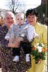 Molenschot 2 april 2001
Trouwen Sugar Lee Hooper.
SLH met haar  kleinkind