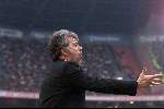 Amsterdam 25 november 2001

AJAX-PSV 1-3

Erik Gerets


Peter Smulders bv