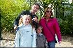 Kaatsheuvel 21 april 2002
50 jarig bestaan van de efteling en premiere show Hans Klok.
Paul rosemuller met gezin