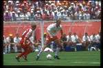 Dennis Bergkamp spelend voor het Nederlands elftal in USA 1994