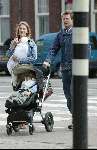 Amsterdam 27 april 2003

Jasper Krabbe met vrouw en baby


Peter Smulders bv
