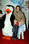 Amersfoort 12 april 2003
Premiere de ijsbeer in amersfoort
marco borsato met luca