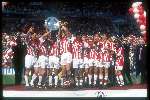 PSV Landskampioen 1996/1997 gezamelijk in bad met o.a. Vampeta Jaap stam luc nilis arthur numan bjorn v d doelen wim jonk boudewijn zenden gilles de bilde phillip cocu petrovic