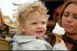 Slagharen 29 april 2003
Leontine en Senna Borsato