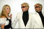 Amsterdam 28 april 2003
optredens voor warchild.
tony neef rolf koster en brigitte nijman
