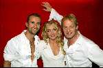 Amsterdam 28 april 2003
optredens voor warchild.
rolf koster brigitte nijman en tony neef