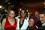 Amsterdam 16 april 2003
premiere van god los.
tygo gernandt met vriendin
