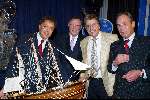 Rotterdam 13 april 2004
Presentatie cd Lee Towers in Hotel New York.
Lee Towers met Aad Ouborg en Tom Westermeijer