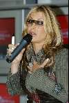 Amsterdam 1 april 2004
Anastacia bij Mediamarkt in Amsterdam
