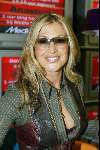 Amsterdam 1 april 2004
Anastacia bij Mediamarkt in Amsterdam