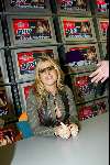 Amsterdam 1 april 2004
Anastacia bij Mediamarkt in Amsterdam