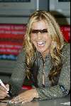 Amsterdam 1 april 2004
Anastacia bij Mediamarkt in Amsterdam