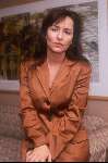1998
Angela Groothuizen