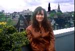 1998
Angela Groothuizen