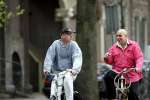 Amsterdam 28 april 2004
Arjan Ederveen met vriend op fiets