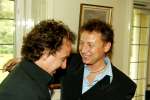 Blaricum 29 april 2004
Marco Borsato krijgt Koninklijke onderscheiding. Marco Met zijn broer Armando Borsato