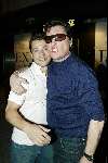 Amsterdam 1 april 2004
Feestje Patty Brard  in de zebra lounge.
Seth Kamphuus met Barry Hay