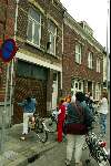 Venlo 28 April 2004
De gehele dag fans bij het huis van Boris Idols