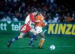 Bryan Roy spelend voor het Nederlands Elftal
