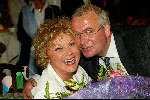 Soestduinen 26 april 2003
connie vink krijgt koninklijke onderscheiding
hier met man