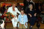 Soestduinen 26 april 2003
connie vink krijgt koninklijke onderscheiding