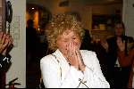 Soestduinen 26 april 2003
connie vink krijgt koninklijke onderscheiding
