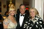 Scheveningen 4 april 2004
Premiere Lion King in Kurhaus.
Connie Breukhoven met Frans Molenaar