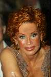 Den Haag 21 maart 2003
Modeshow voor warchild in den haag
connie breukhoven
