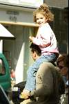 Amsterdam 22 april 2004
Richard Krajicek met Emma en Daphne Deckers op de pc hooftstraat. Deze dag zijn ze 10 jaar bij elkaar.kussend