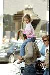 Amsterdam 22 april 2004
Richard Krajicek met Emma en Daphne Deckers op de pc hooftstraat. Deze dag zijn ze 10 jaar bij elkaar