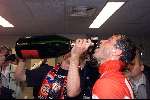 Eindhoven 6 mei 2001
PSV-Heerenveen 3-0
PSV Landskampioen 2000/2001
Ernest Faber aan de champagne
