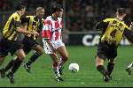 Eindhoven, 29 januari 2000
Wedstrijd om de Amstel Cup (1/8 finale), eindstand 0-2
Ernest Faber tussen John v d Brom, Marc v Hintum en Carlos Fortes