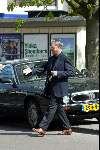 Amsterdam 15 april 2004
Frans Molenaar met jaguar Cornelis Schuytstraat
