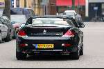 Amsterdam 2 april 2004
Gordon en Christine Kroonenberg op pc hooftstraat in bmw 645 CI Cabrio