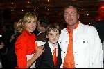Amsterdam 19 april 2004
Premiere in Oranje in Amsterdam Arena.
Gordon en Wendy v Dijk