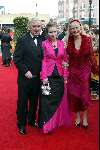 Scheveningen 4 april 2004
Premiere Lion King in Kurhaus.
Henk v d Meyden met vrouw en dochter