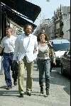 Amsterdam 15 april 2004
Herman Heinsbroek met vrouw Judith op PC Hooftstraat
