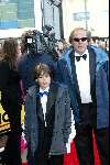 Scheveningen 4 april 2004
Premiere Lion King in Kurhaus.
Ivo Niehe met zoontje