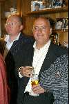 Blaricum 15 april 2004
Rene Froger geeft concert in zijn eigen huis.
Jack v Gelder met sigaar