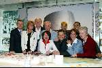 Amsterdam 21 april 2004
Presentatie nieuwe Joop v d Ende Theater in Amsterdam.
Joop  d Ende met Bastiaan Ragas, Simone Kleinsma, Henk Poort Maaike Widdershoven, Danny de Munck, Doris Baten en...