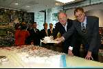 Amsterdam 21 april 2004
Presentatie nieuwe Joop v d Ende Theater in Amsterdam.
Joop v d Ende met wethouder