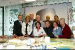 Amsterdam 21 april 2004
Presentatie nieuwe Joop v d Ende Theater in Amsterdam.
Joop  d Ende met Bastiaan Ragas, Simone Kleinsma, Henk Poort Maaike Widdershoven, Danny de Munck, Doris Baten en...