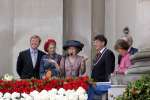 Warffum 30 april 2004
Koninginnedag 2004 in Warffum (Groningen)
Prins Willem Alexander Maxima Koningin Beatrix Pieter v Vollenhoven Prinses Marriet en Jacques Wallage