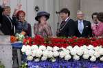 Warffum 30 april 2004
Koninginnedag 2004 in Warffum (Groningen)
Prins Willem Alexander Maxima Koningin Beatrix Pieter v Vollenhoven Prinses Marriet en Jacques Wallage