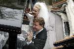 Delft 24 april 2004
Trouwen Prins Friso en Mabel Wisse Smit in stadhuis Delft.
in Rolls Royce