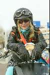 Amsterdam 9 april 2004
Manuela Kemp op scooter in Amsterdam