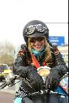 Amsterdam 9 april 2004
Manuela Kemp op scooter in Amsterdam
v