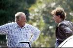 Amsterdam 1 april 2004
Marc Klein Essink in gesprek met looptrainer Wim Verhoorn.